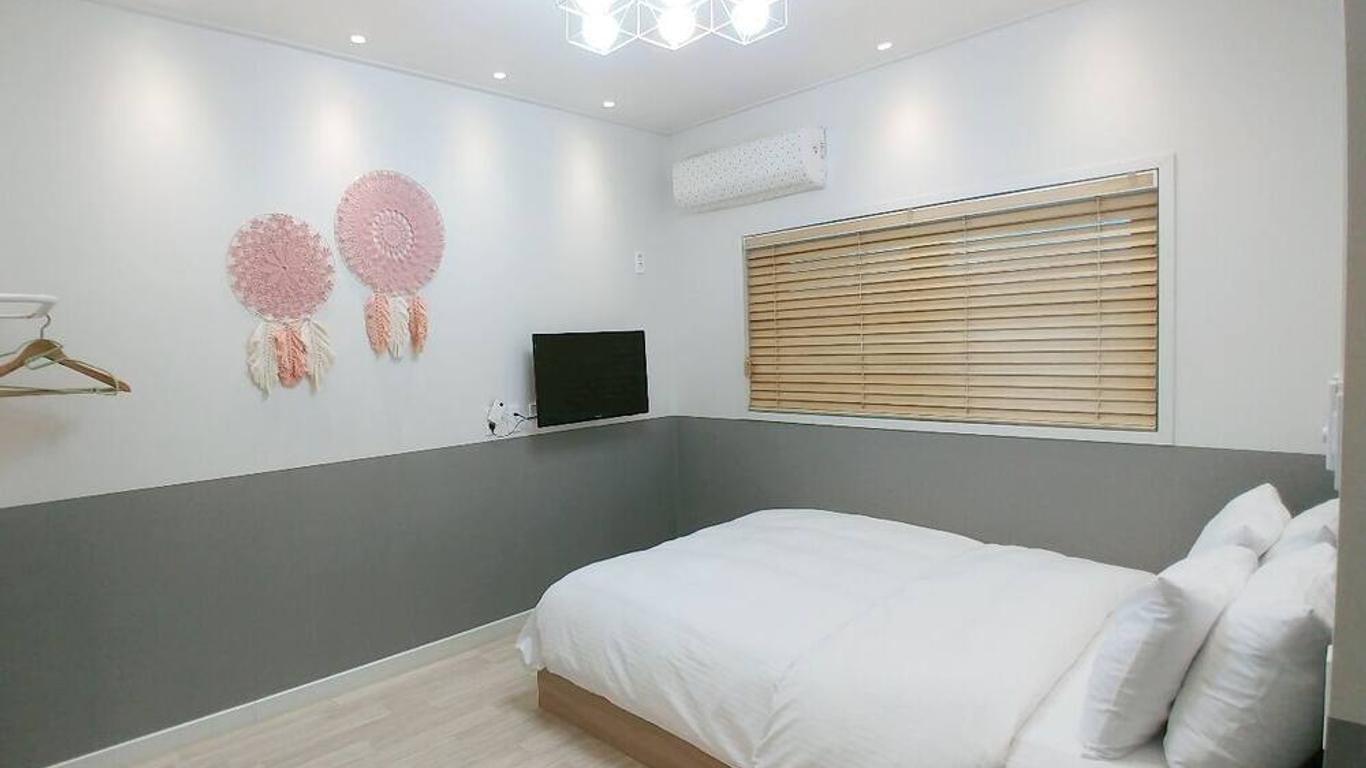Aileen Guesthouse