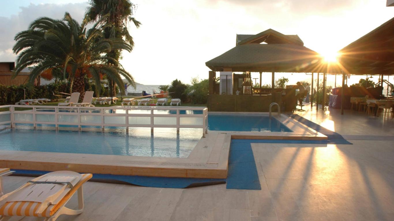 Ceren Hotel