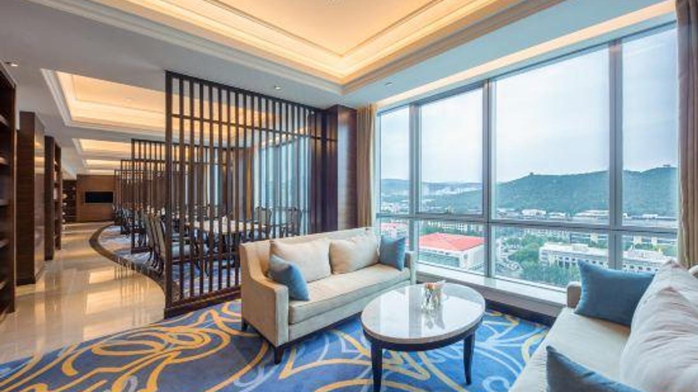 Jinan Luxury Blue Horizon Hotel