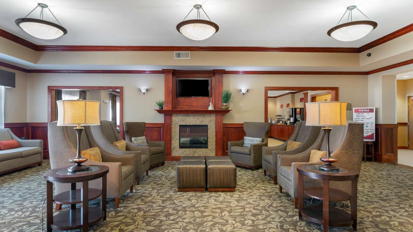 Best Western Plus Butterfield Inn