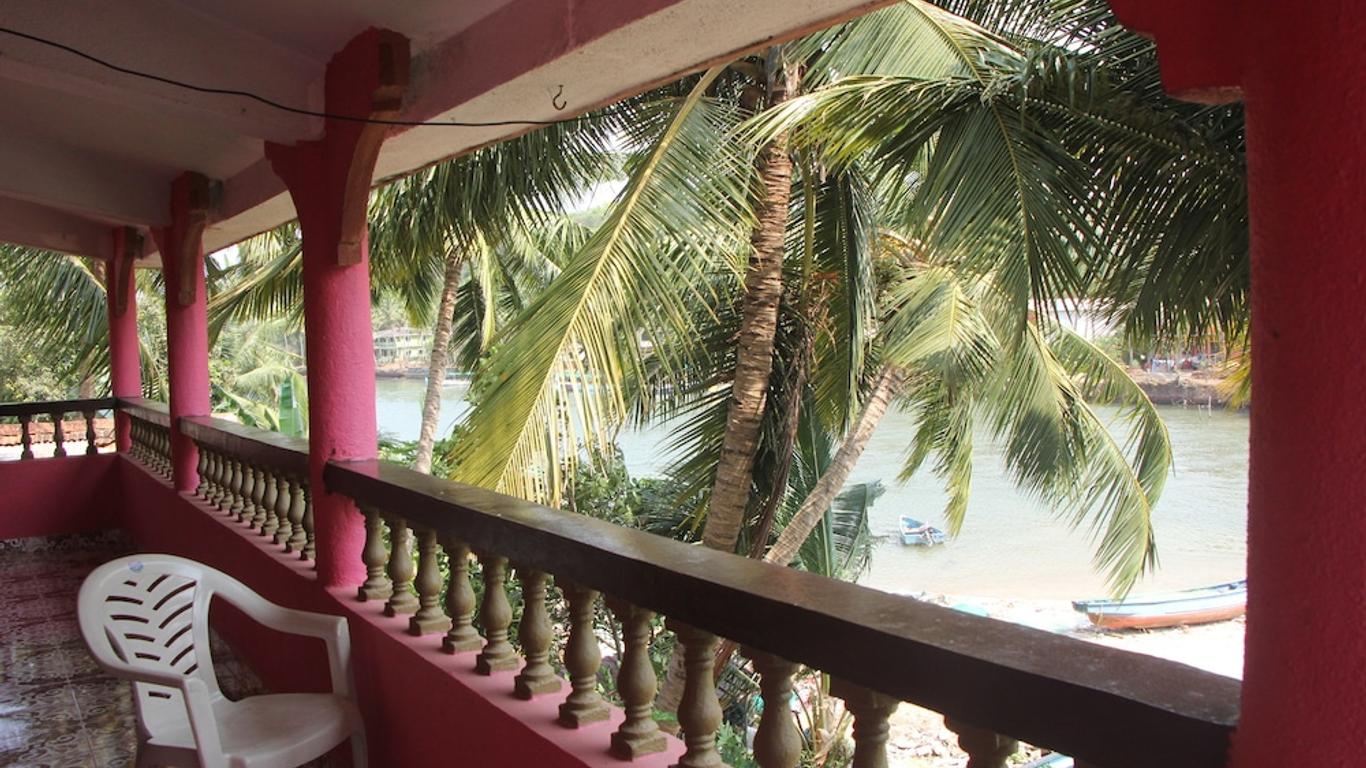 OYO 9362 Home Beach View Studio Coco Beach