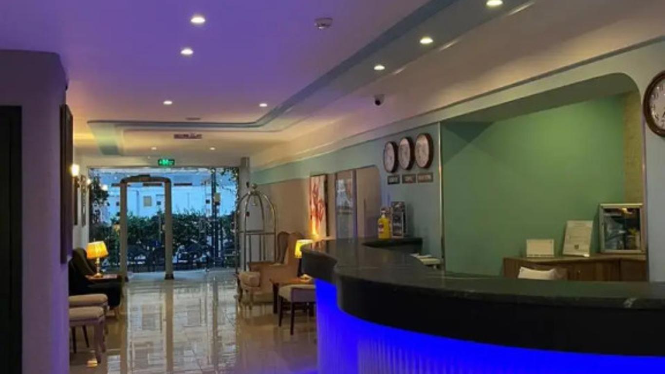 Aquavista Hotel & Suites