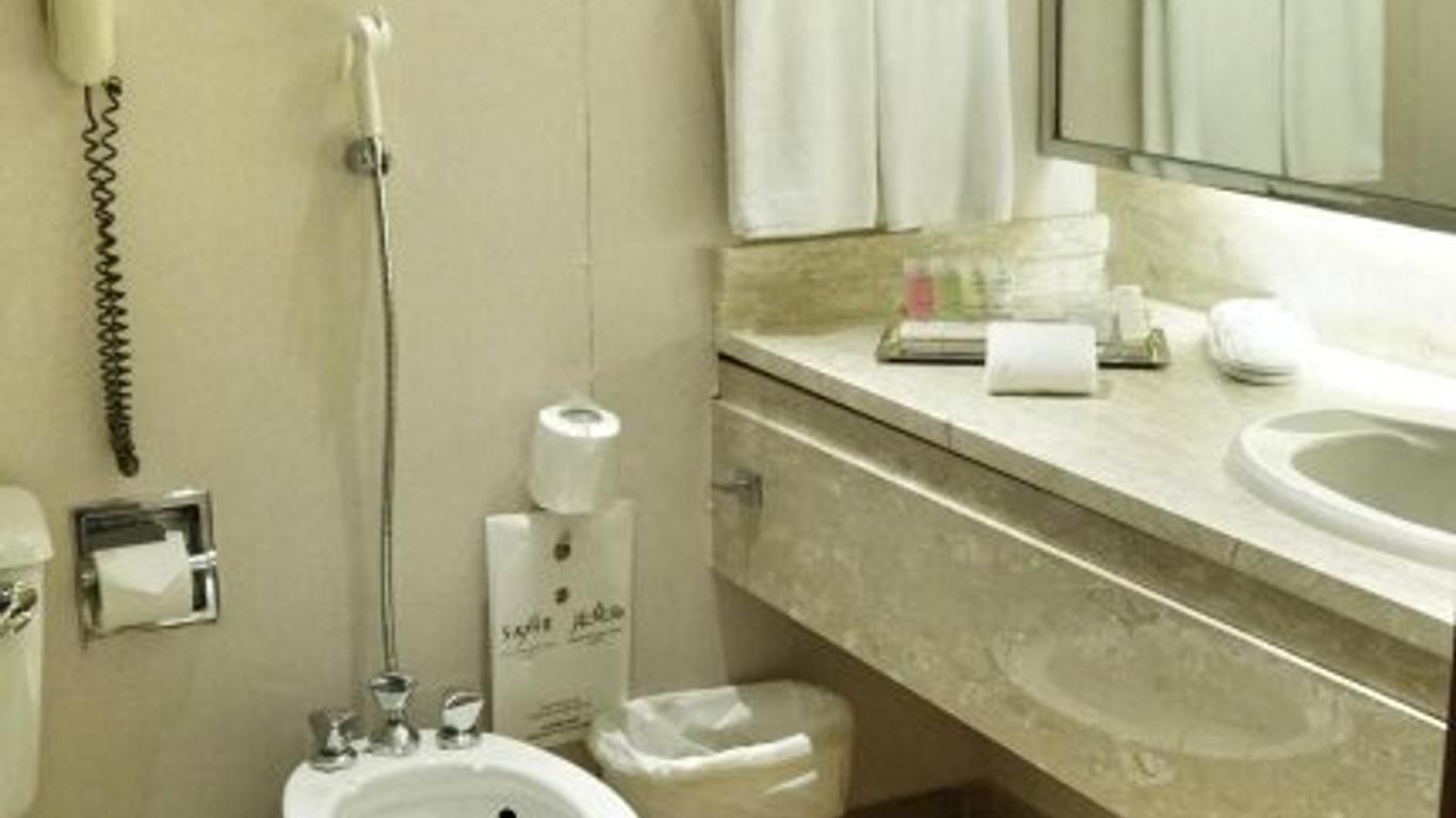 Safir International Hotel Kuwait