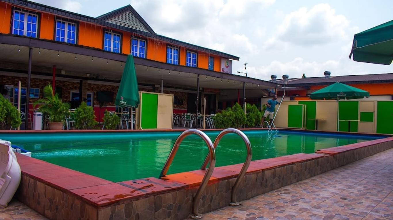 Esporta Suites Hotel & Resorts Magodo