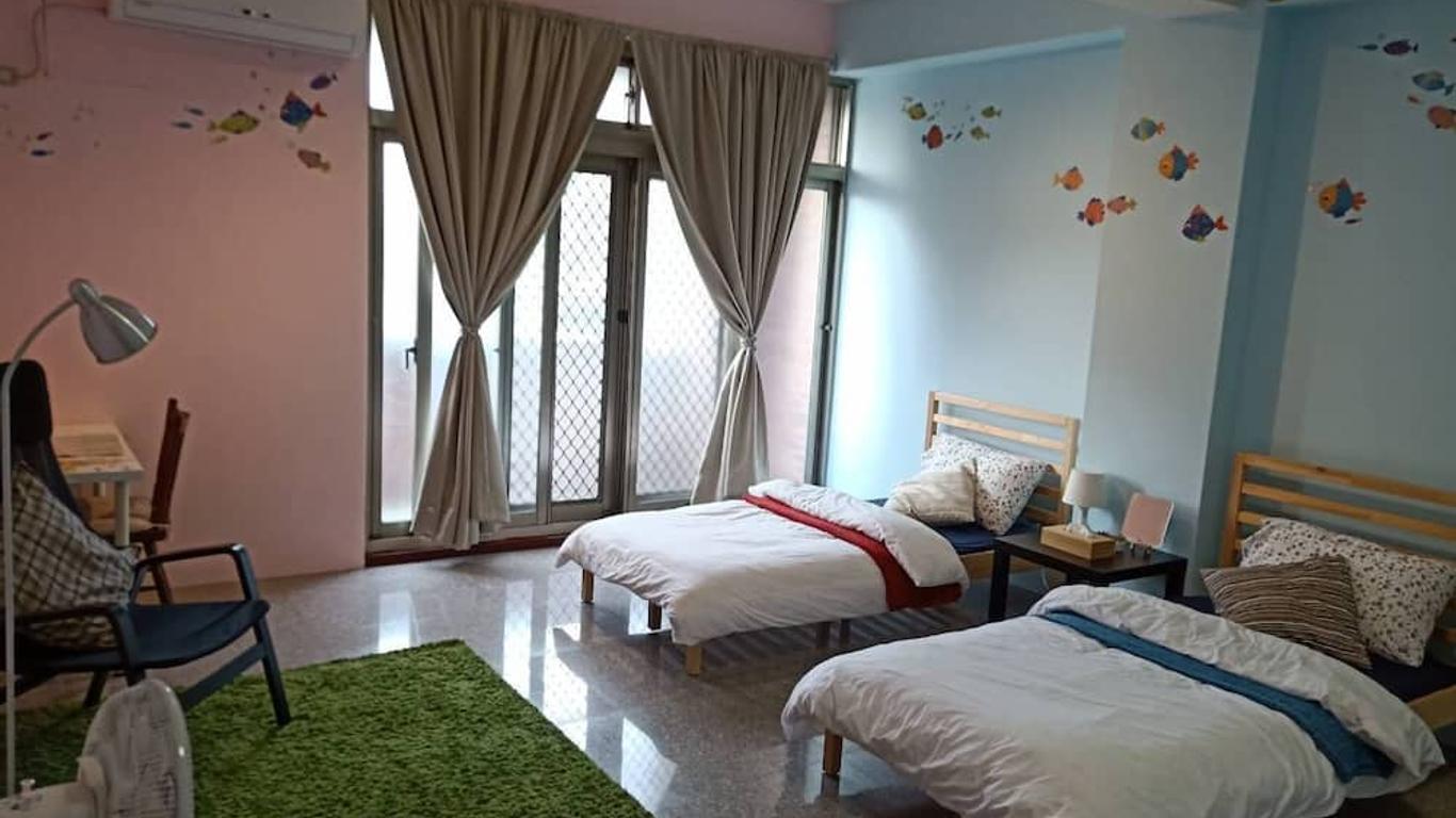 Fish Hostel