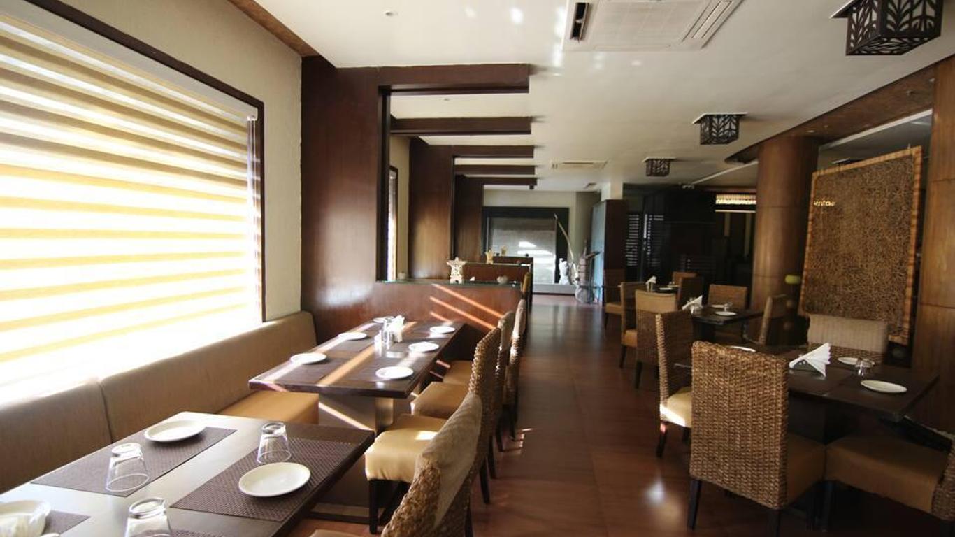 Hotel Sai Saya