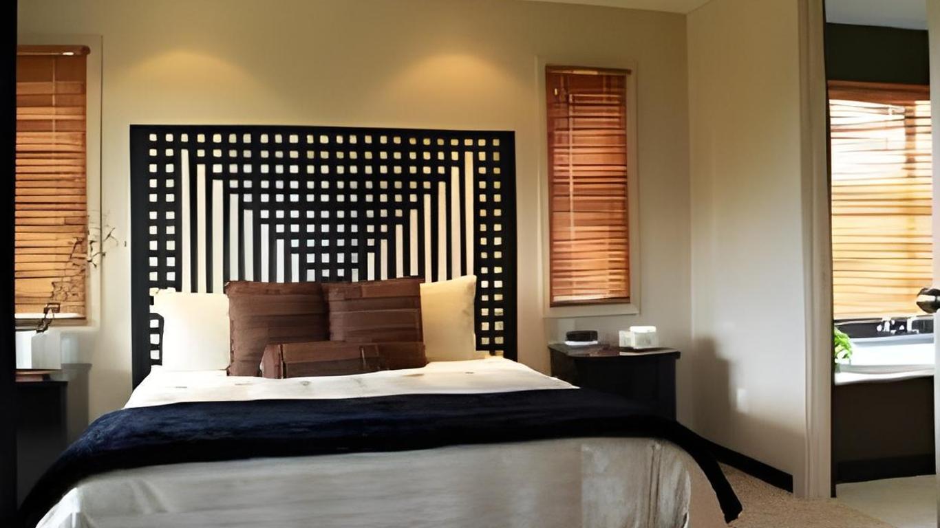 Hillside Hotel And Nature Resort