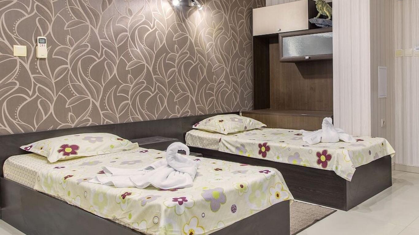 Family Hotel Adena