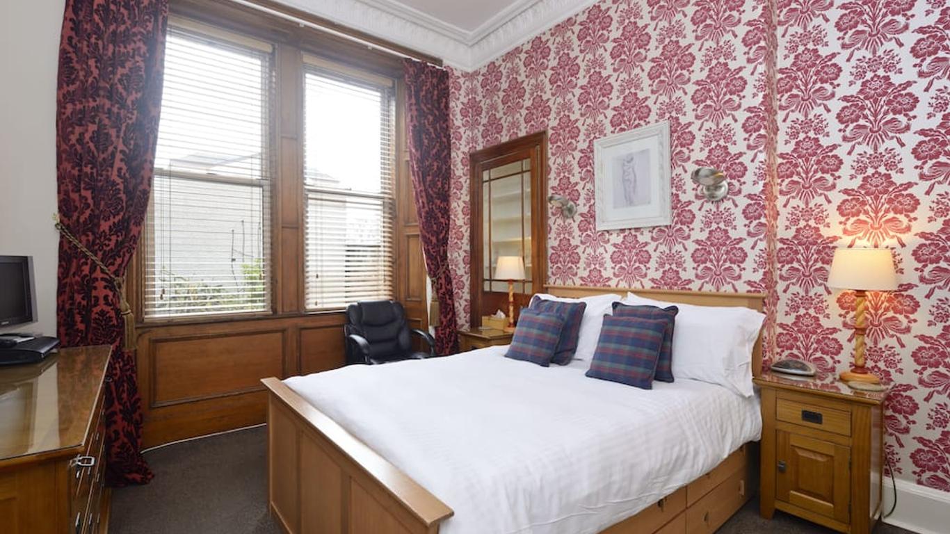 Jo Rooms