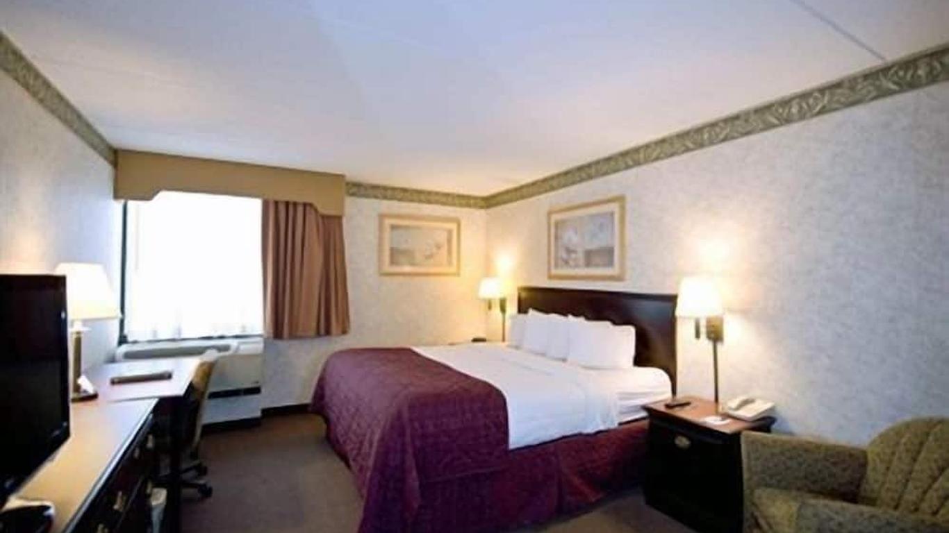 Travelers Inn