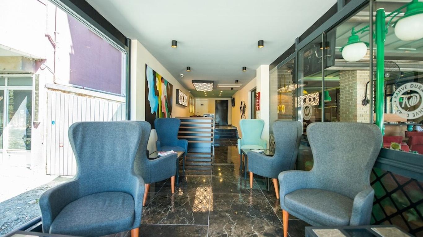 Big Point Hotel