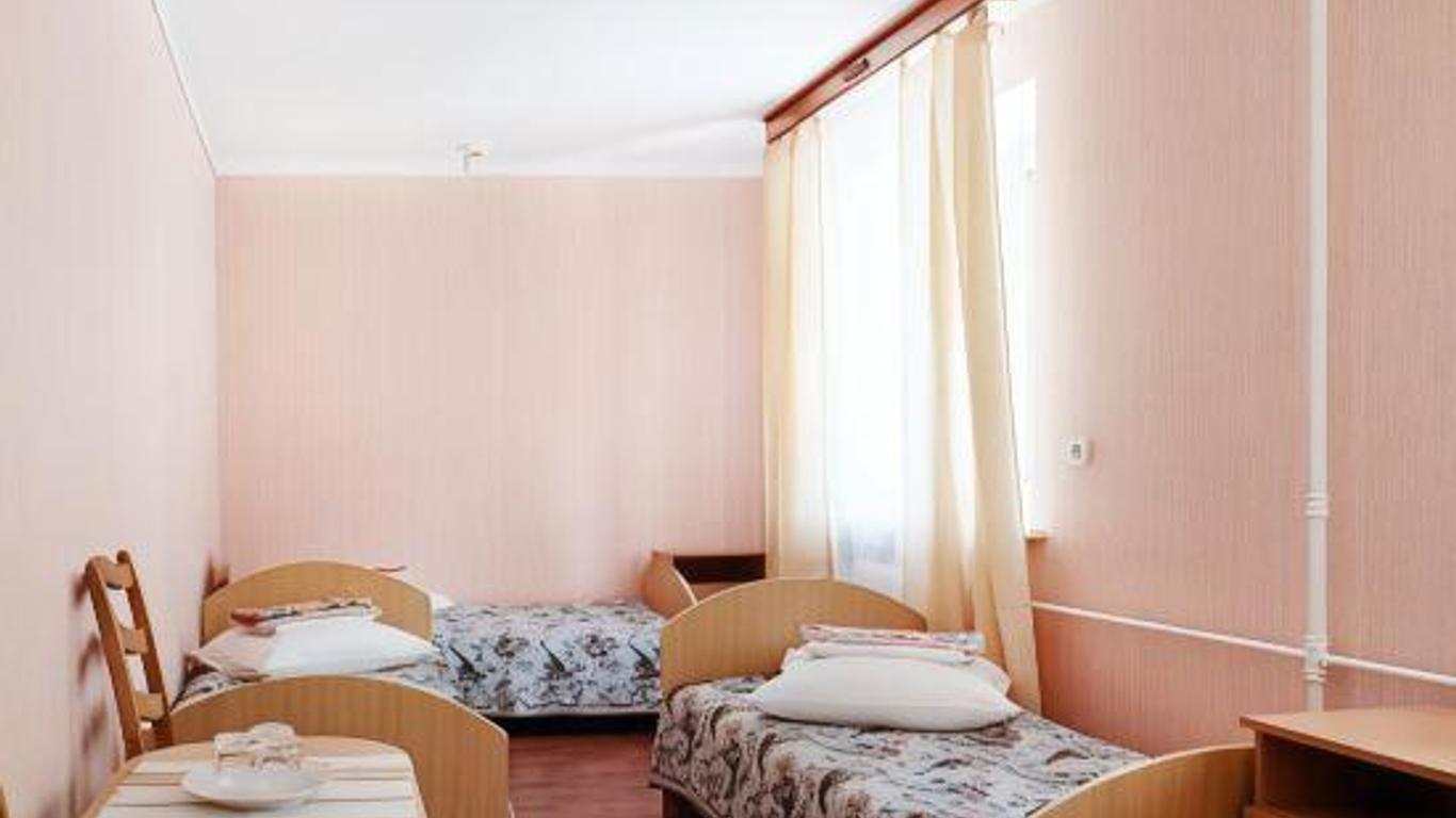 Akademicheskaya Hotel