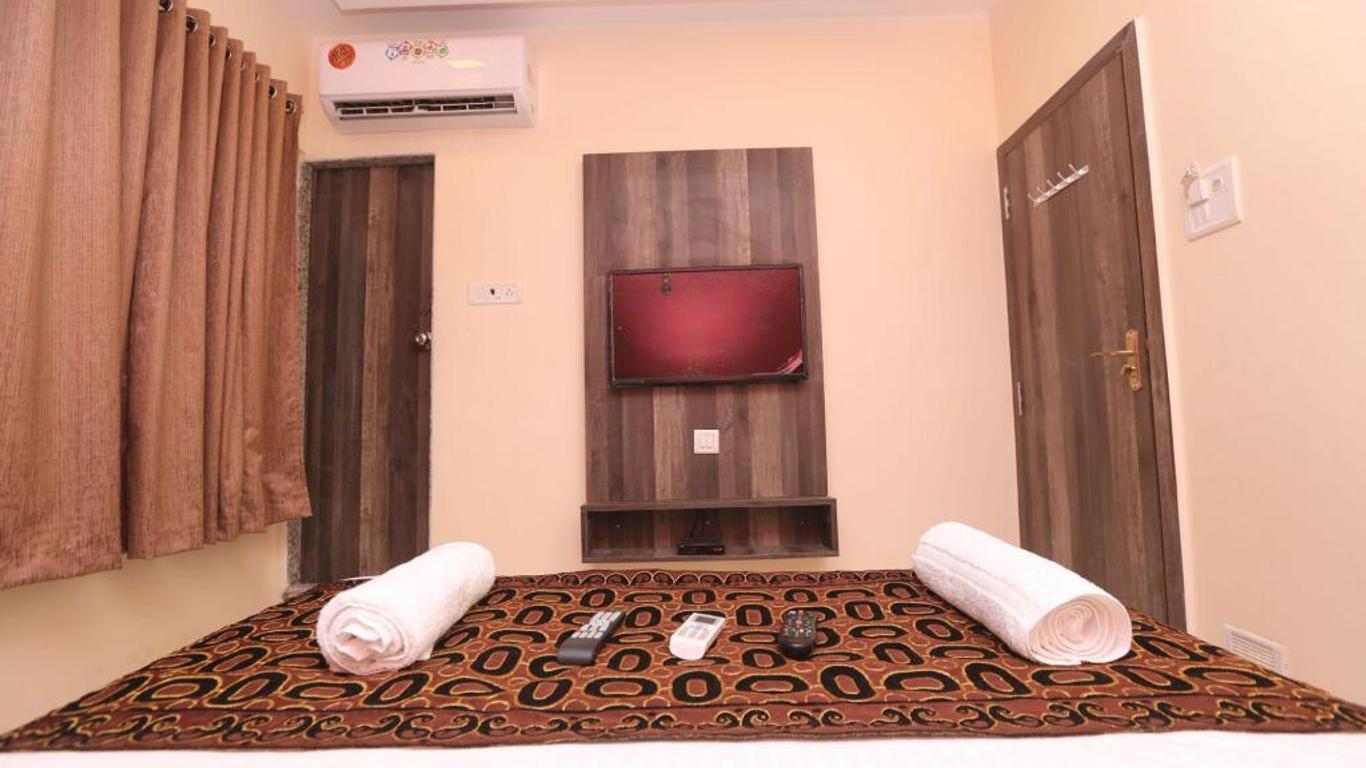 Hotel Sarah Inn
