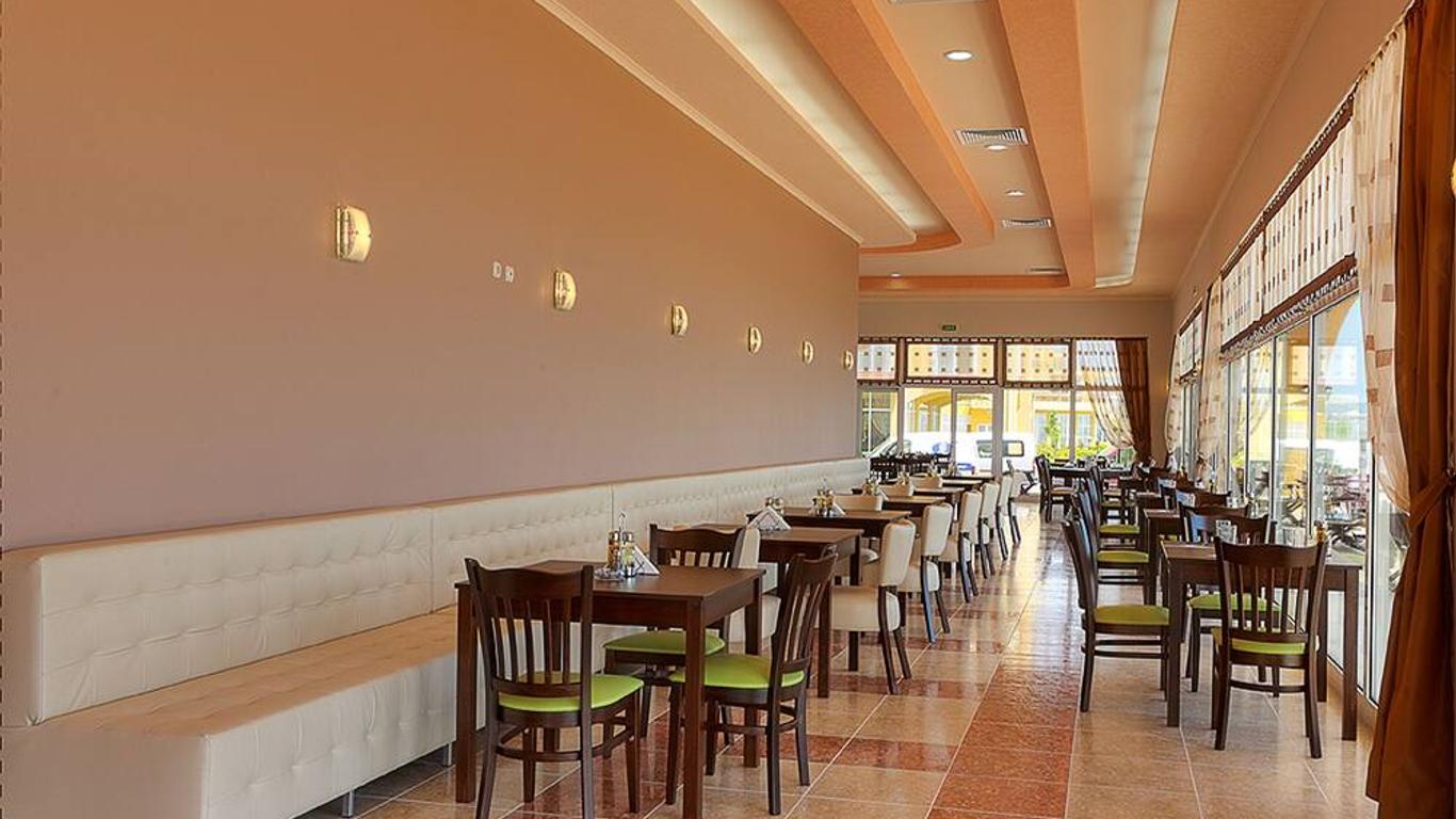 Midia Grand Resort