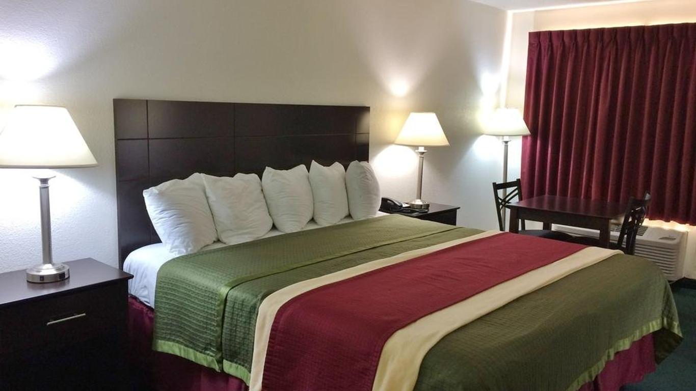 Travel Inn & Suites