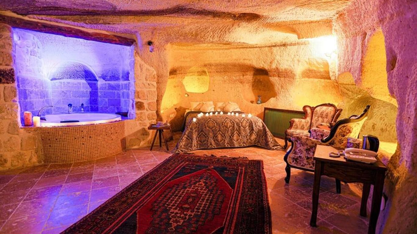 Sinasos Palace Cave Hotel