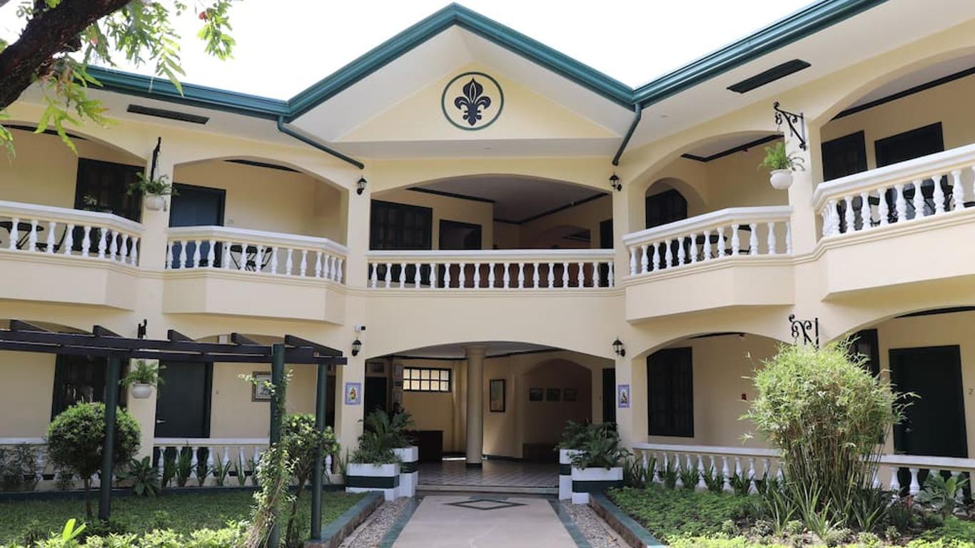 La Planta Hotel And Restaurant