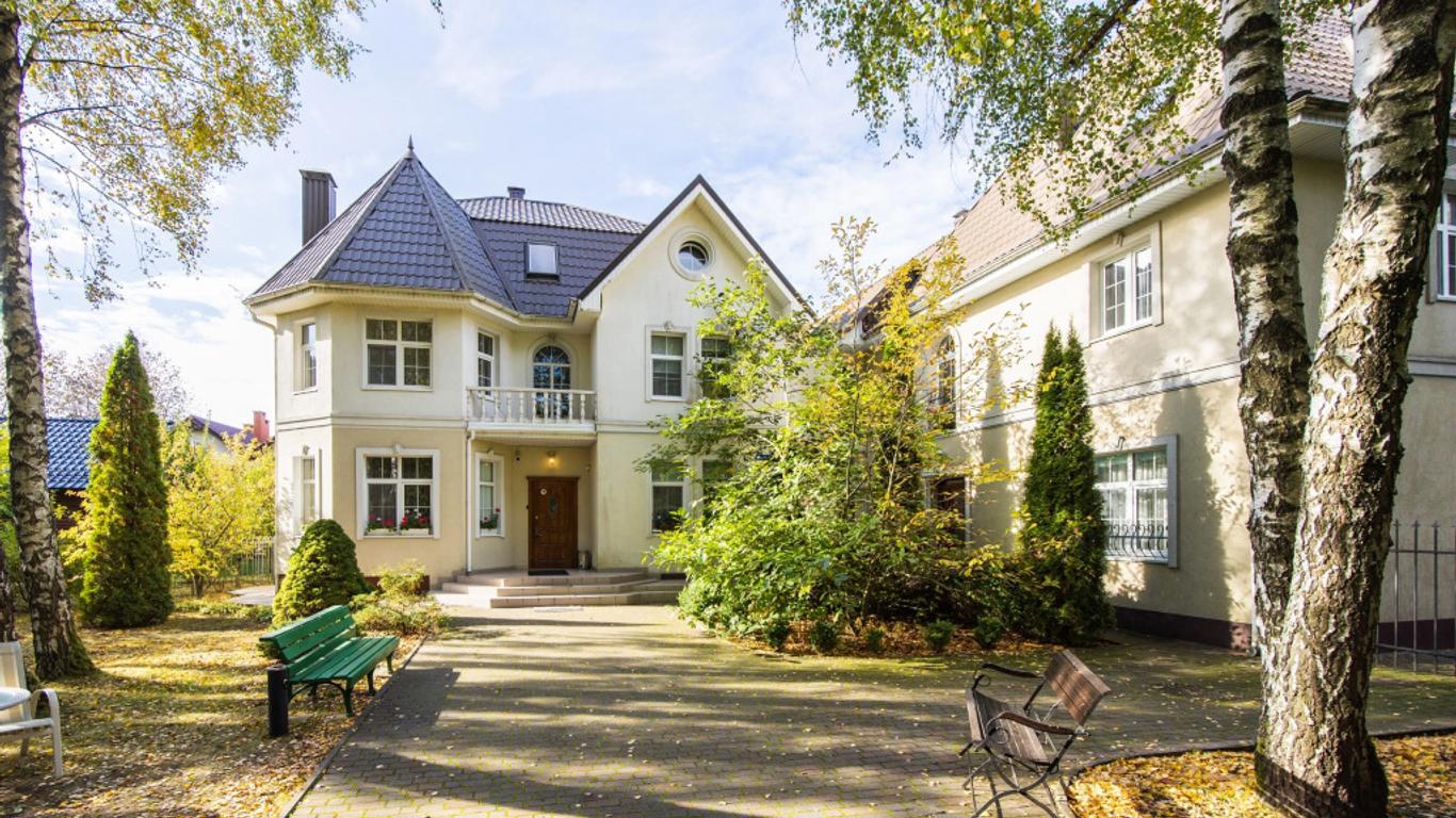Guest House Grench