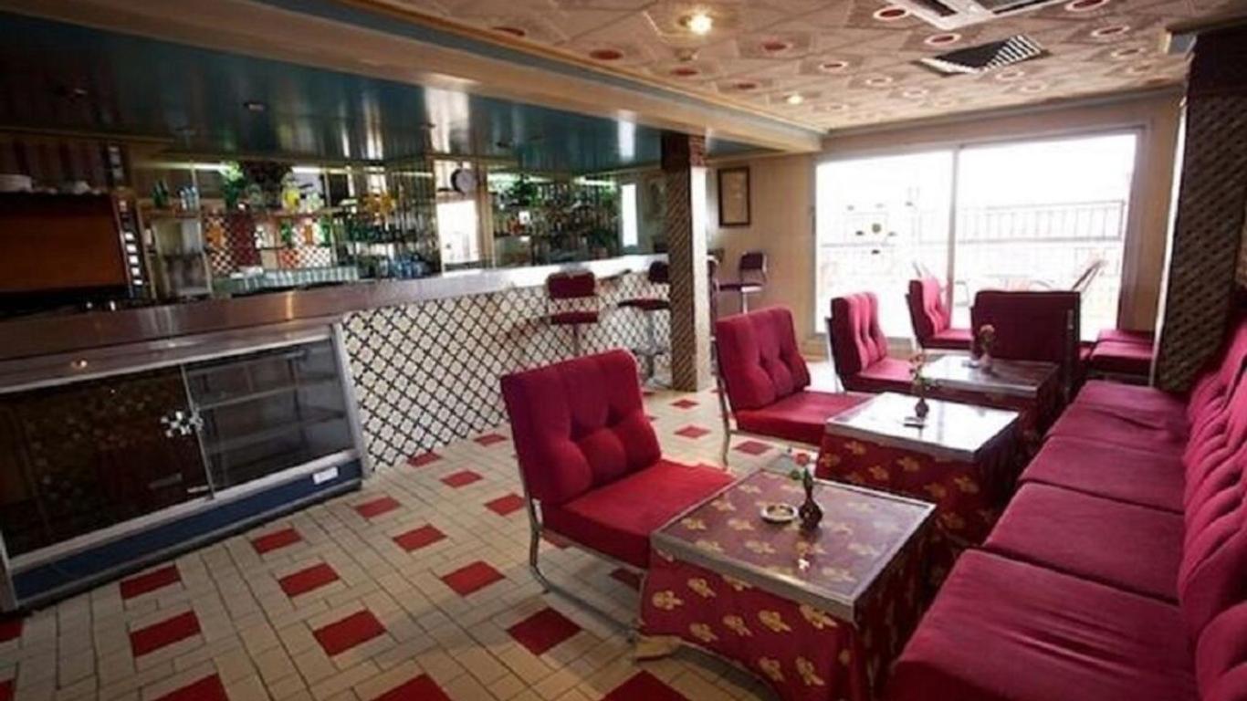 Hotel Tachfine