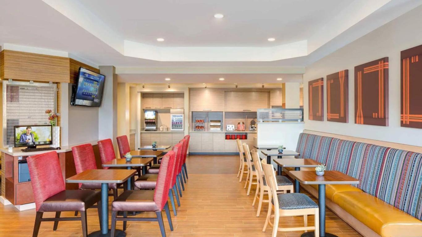 TownePlace Suites by Marriott Battle Creek