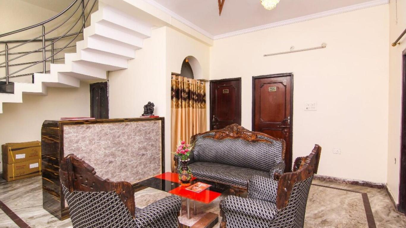 OYO 12338 Hotel Venus Inn