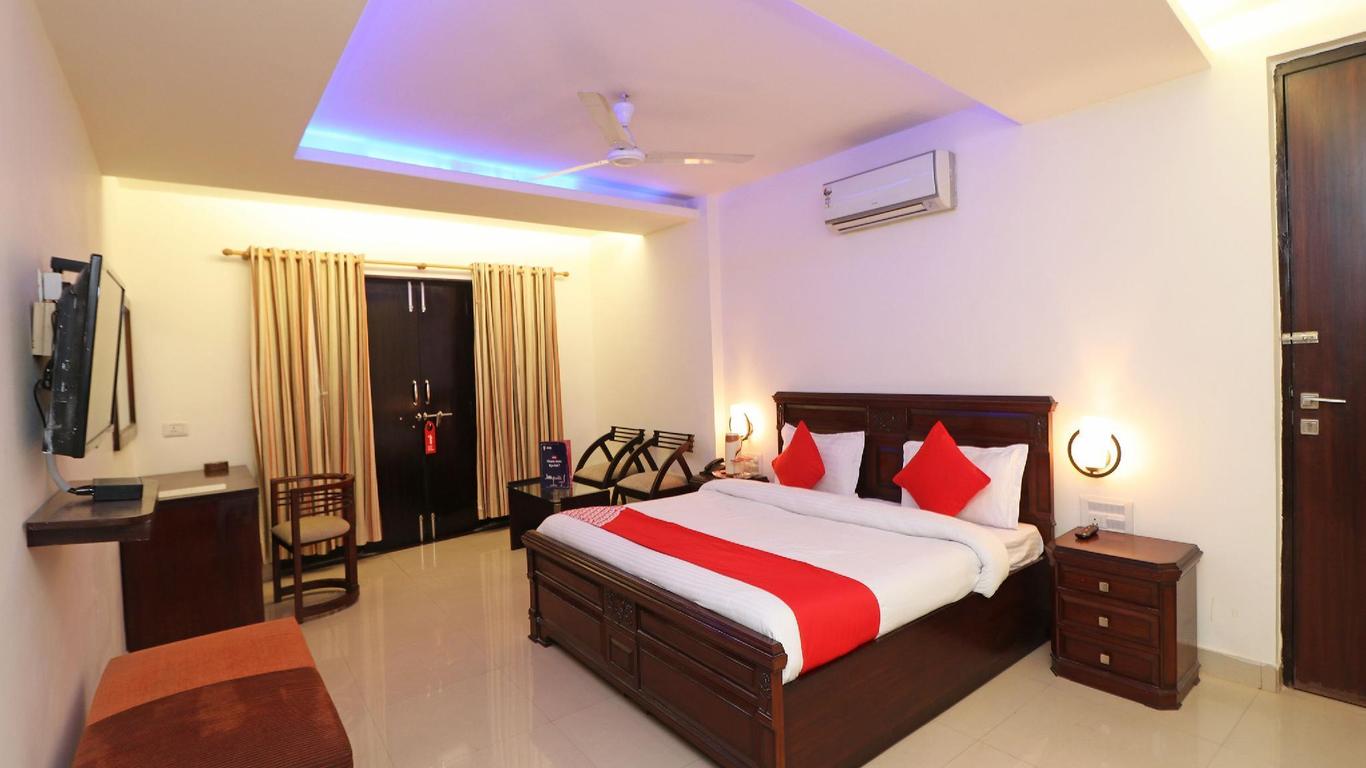 Hotel O De Ds Plaza