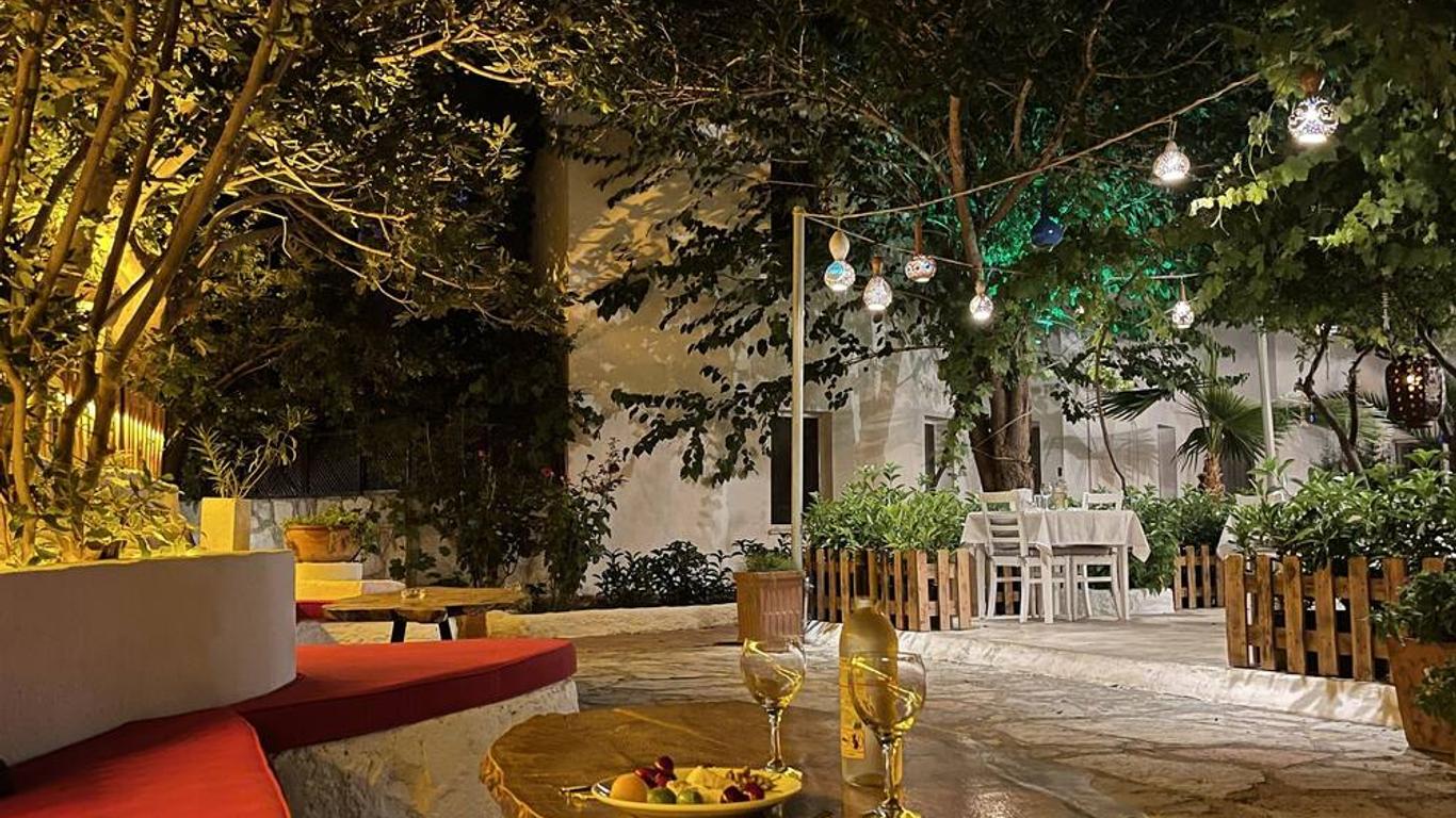 Esmana Otel