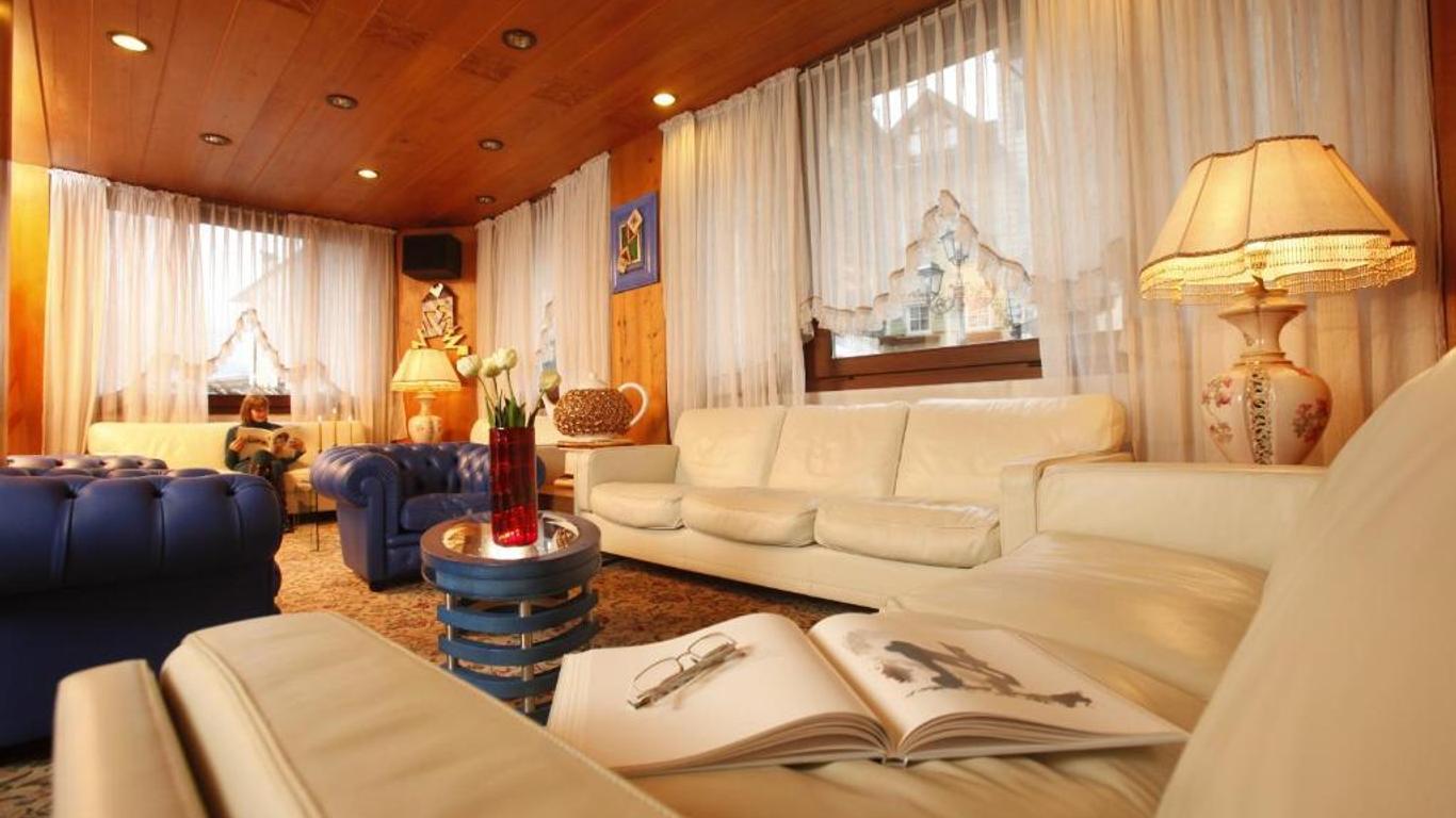 Hotel Mirabello