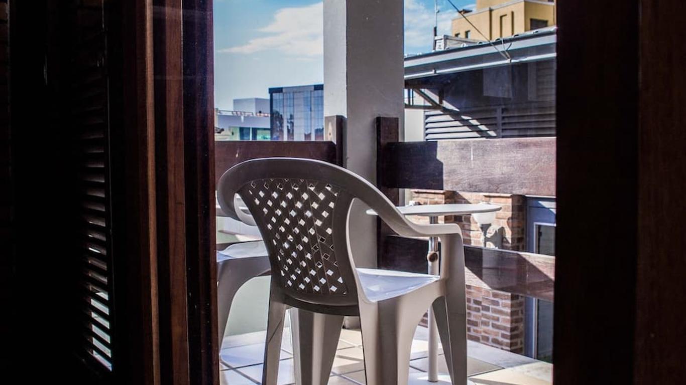 Piano B&B + Coworking