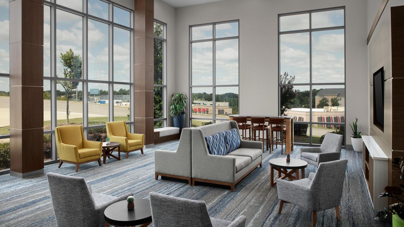 Holiday Inn Express & Suites Birmingham North - Fultondale By IHG