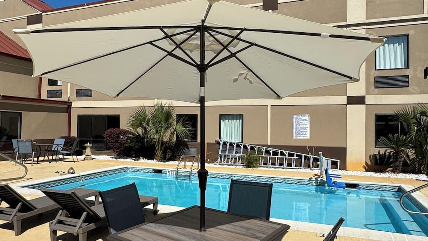 Red Roof Inn Moss Point