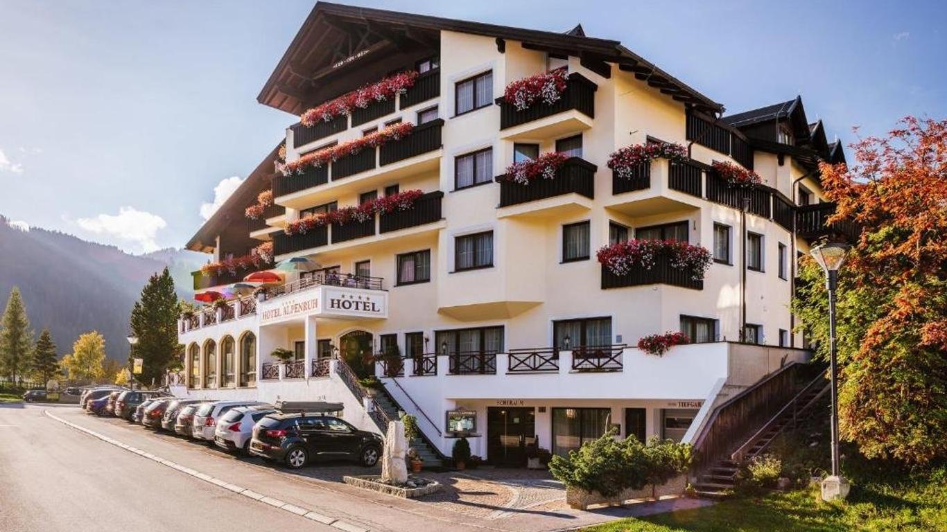 Hotel Garni Alpenruh-Micheluzzi