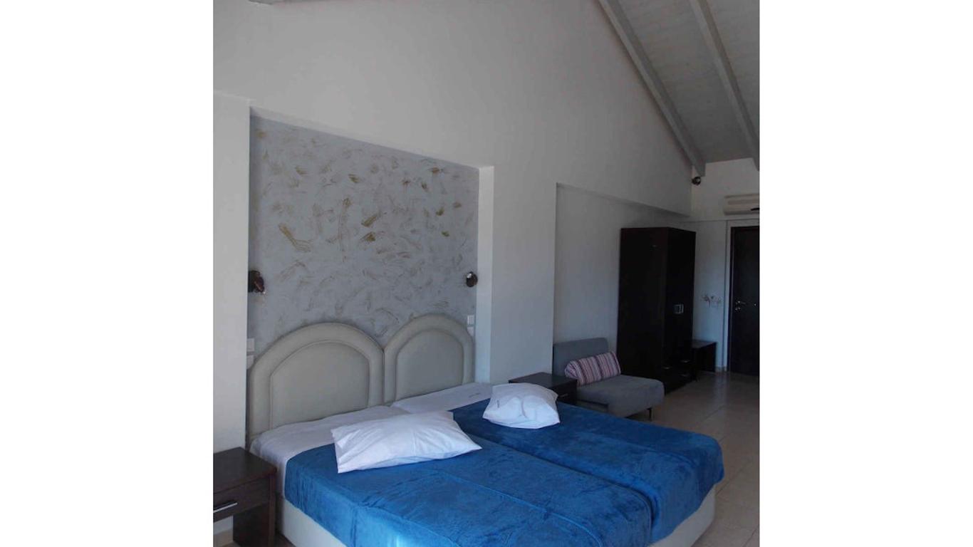 Hotel Theasis