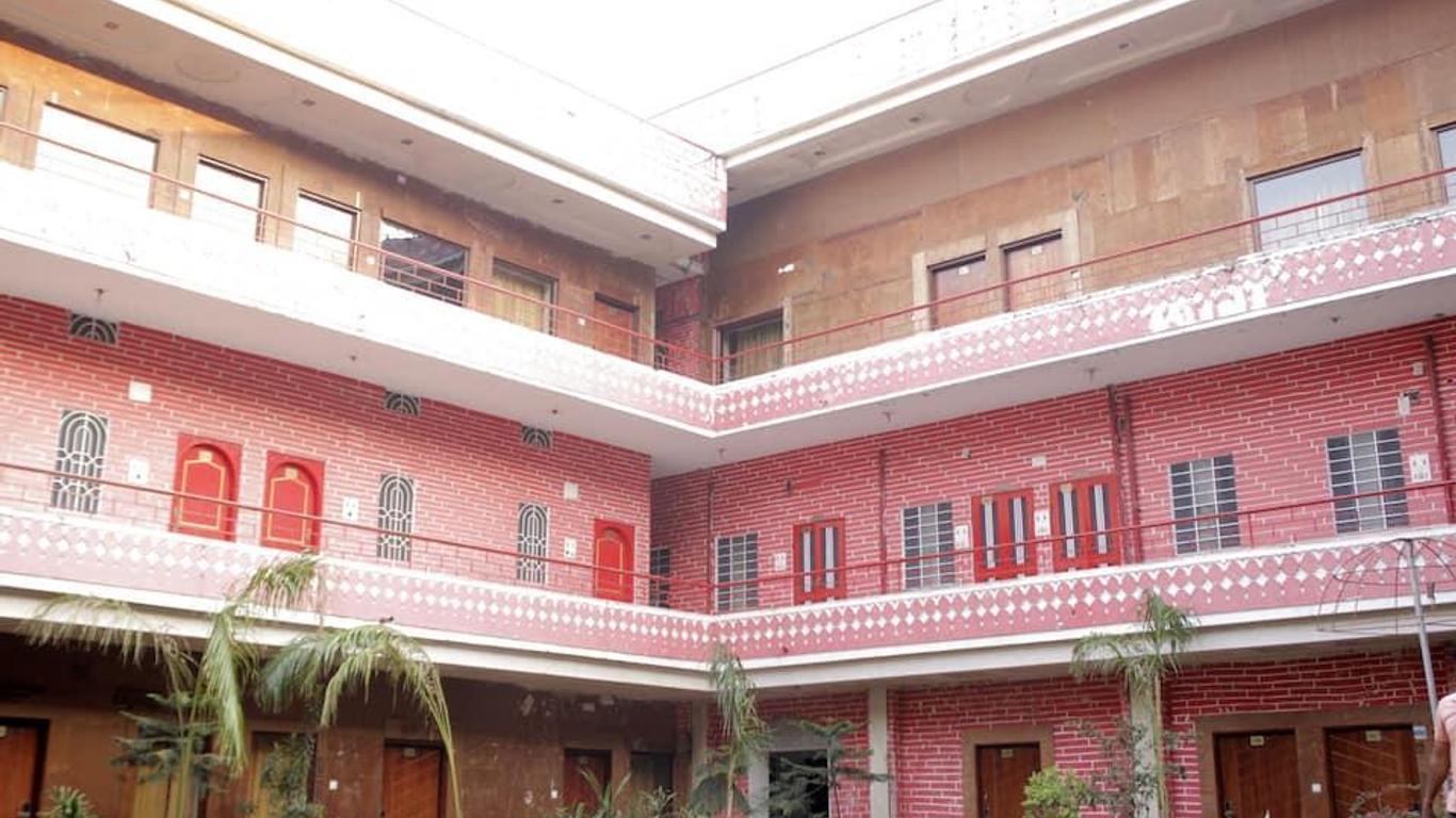 Hotel Rawat