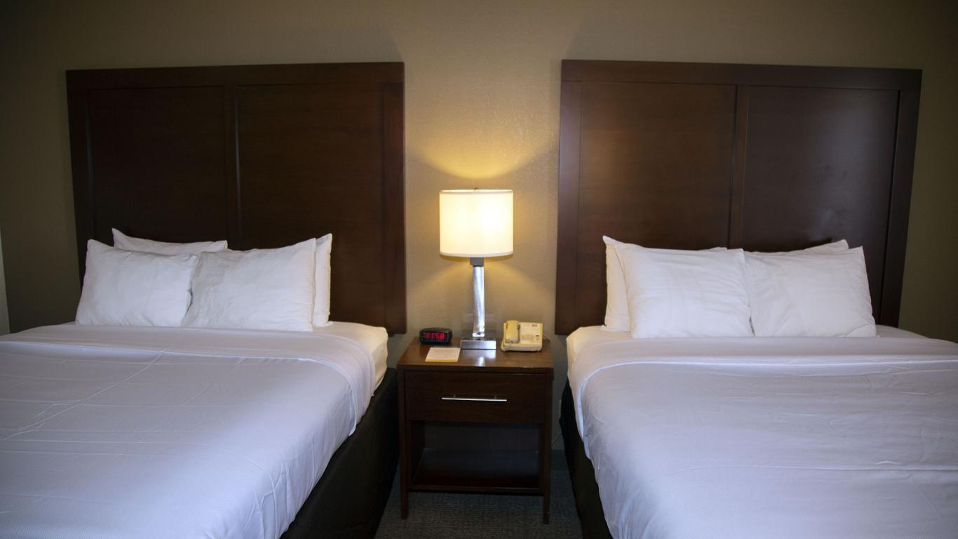Ardmore Inn & Suites Ardmore