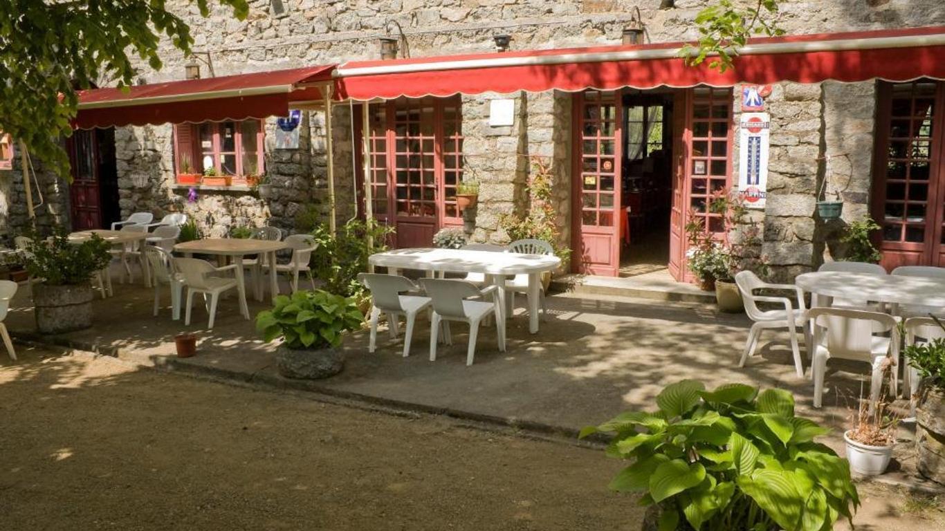 Hôtel - Pub Le Petit Bosquet