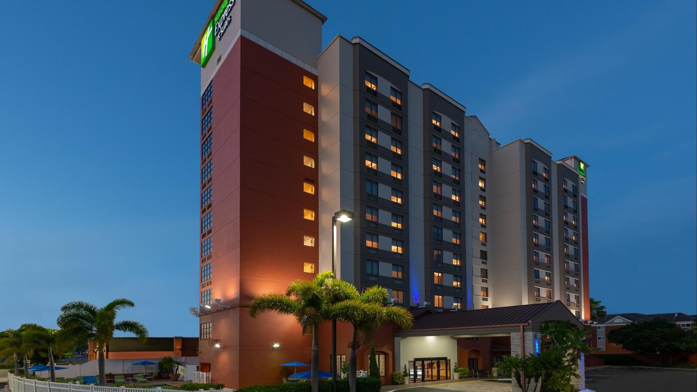 Holiday Inn Express & Suites Nearest Universal Orlando