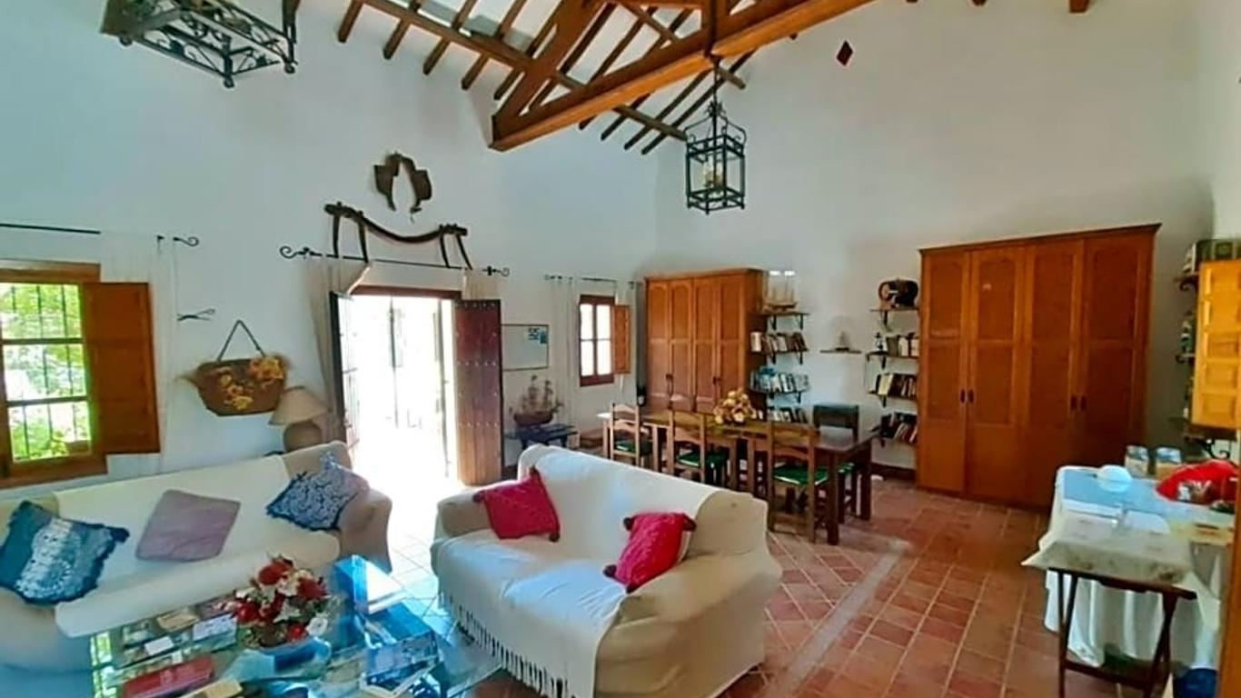 Escuela La Crujía