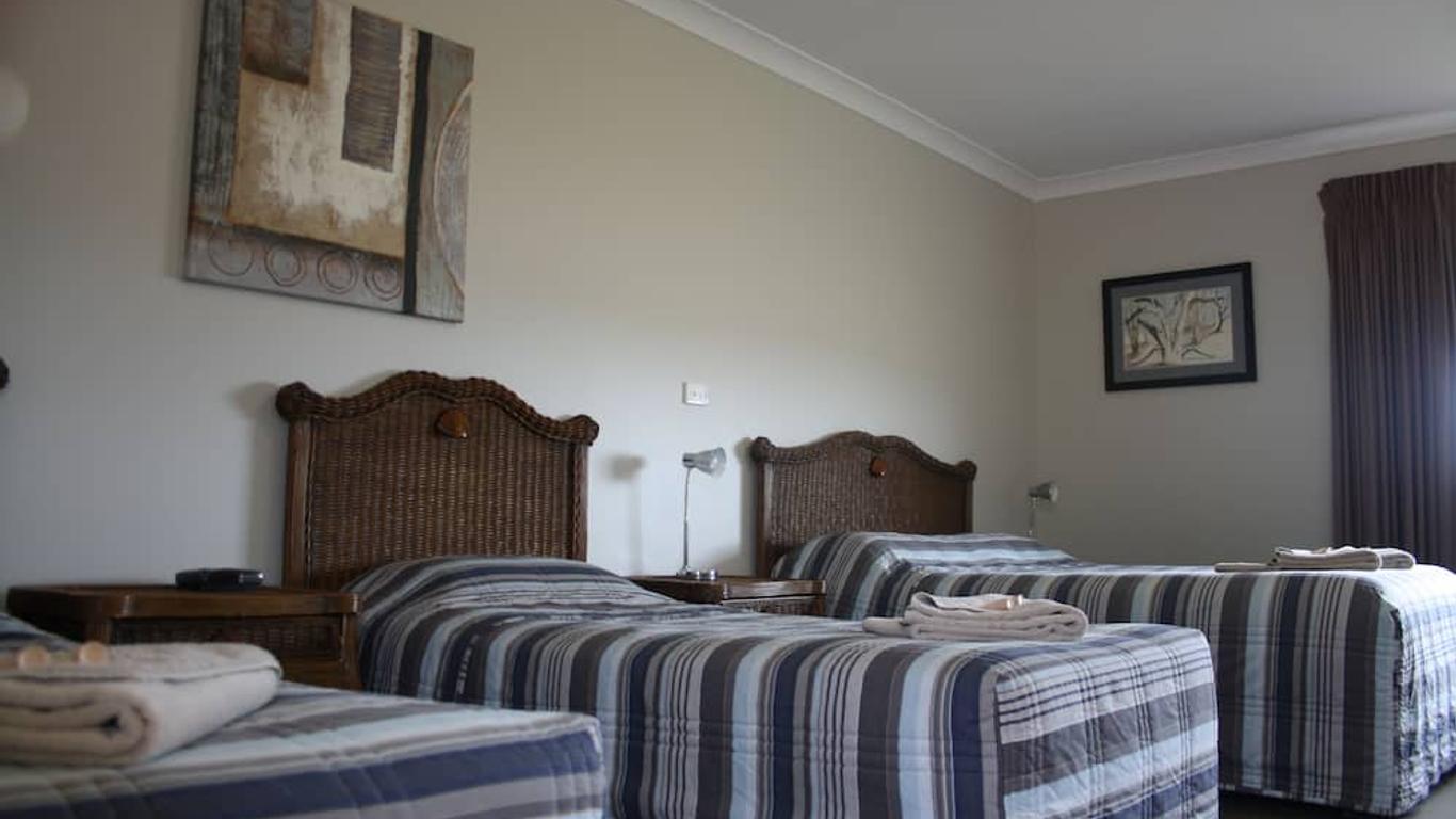 Isis Motel Scone