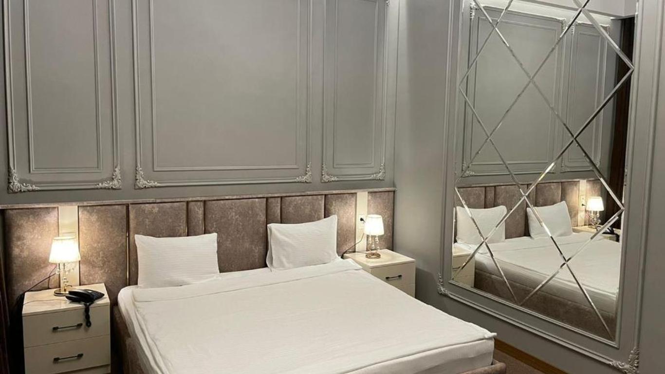 Paradise Hotel Baku