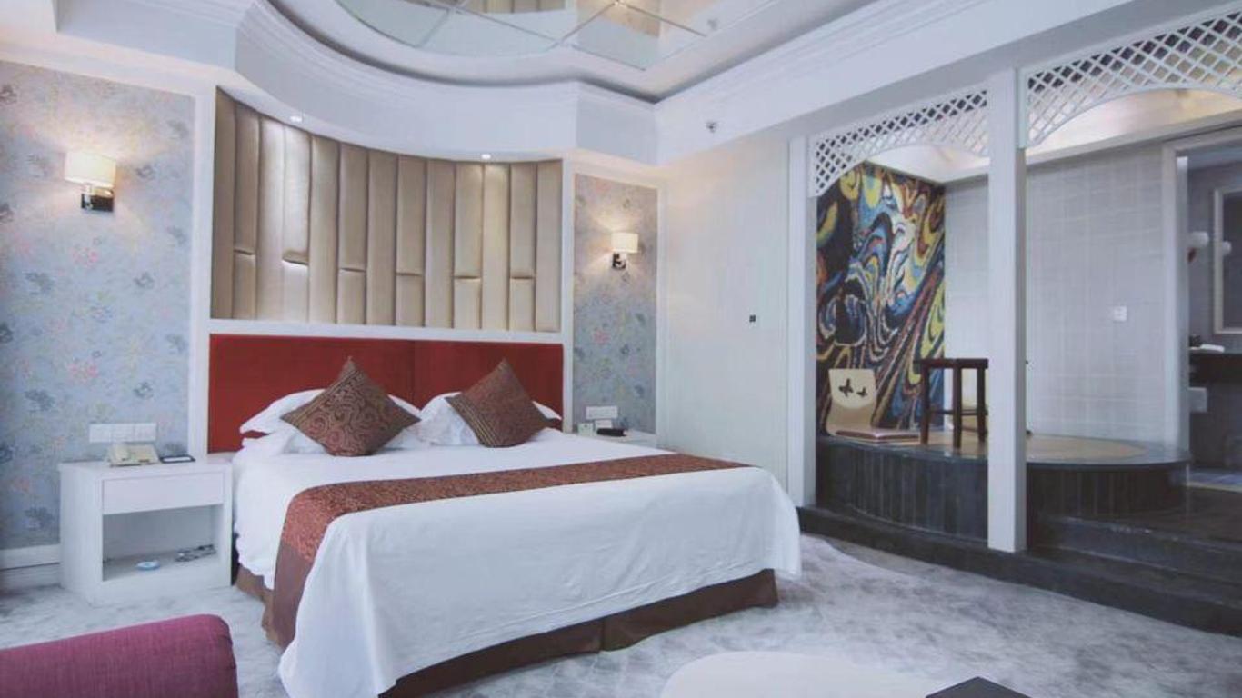 Four Seasons Guanghua Hotel