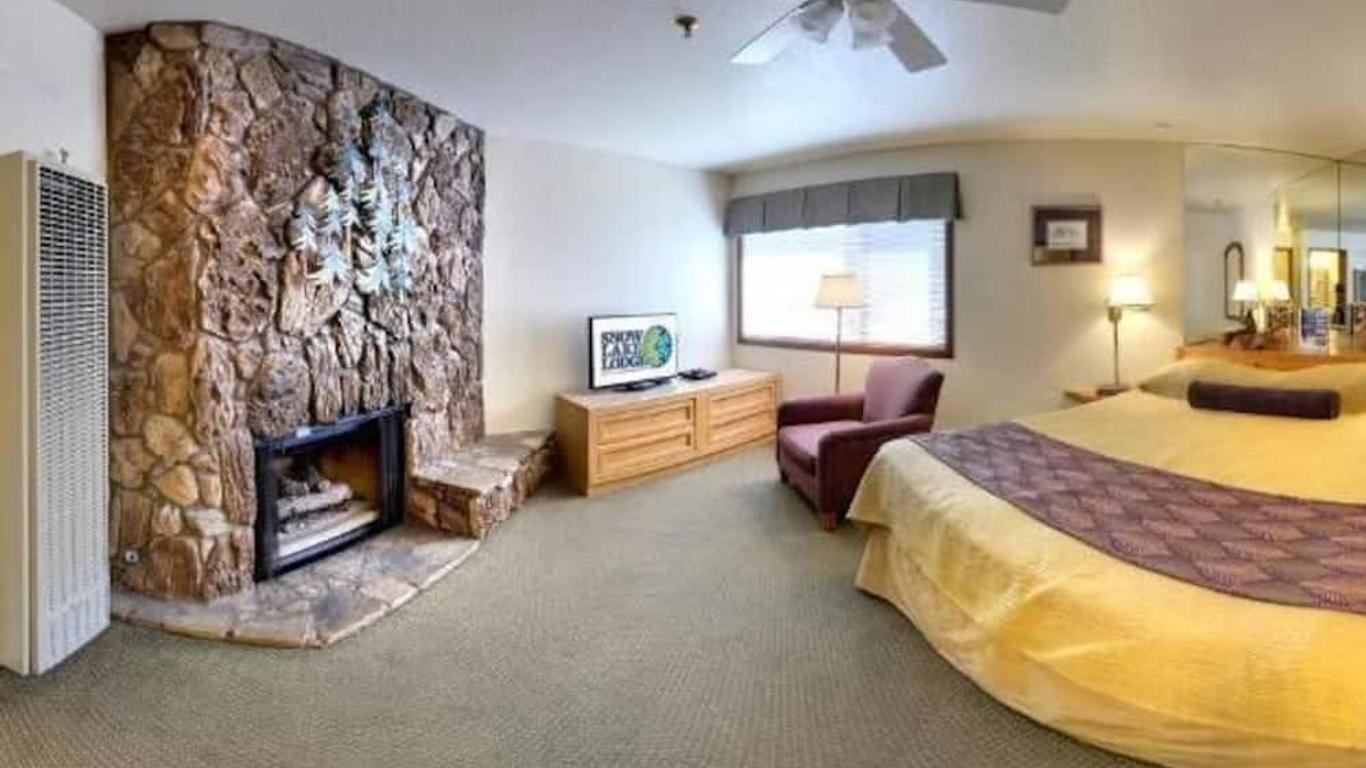 GetAways at Snow Lake Lodge