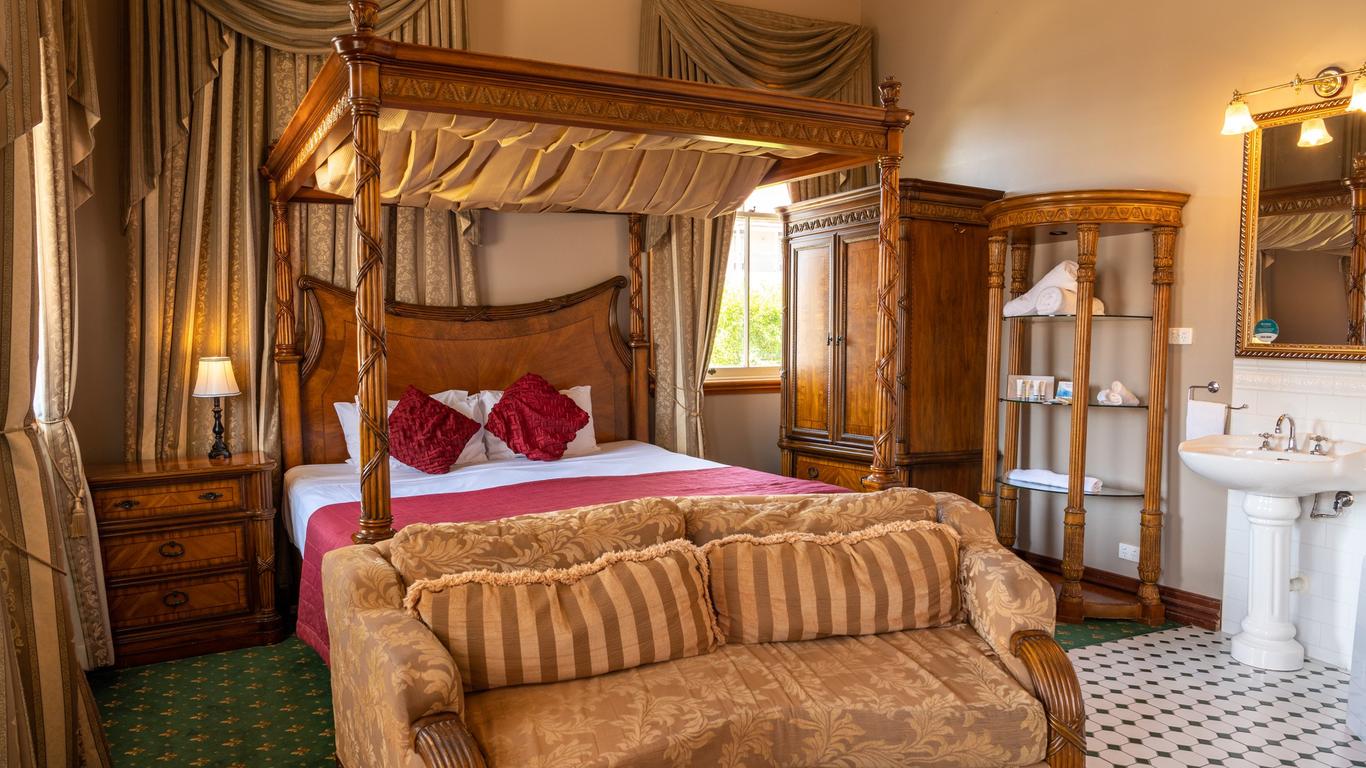 Denison Boutique Hotel