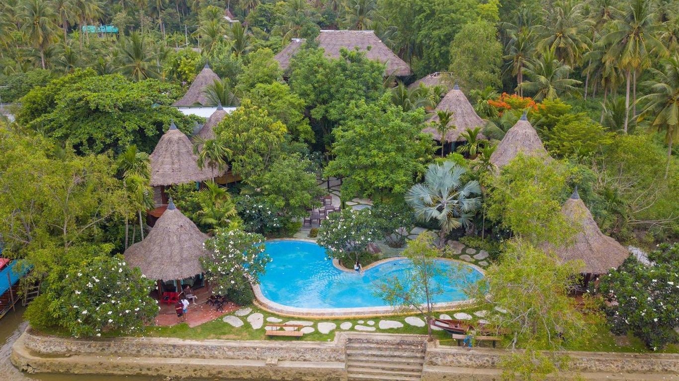 Amphawa Club Resort & Spa