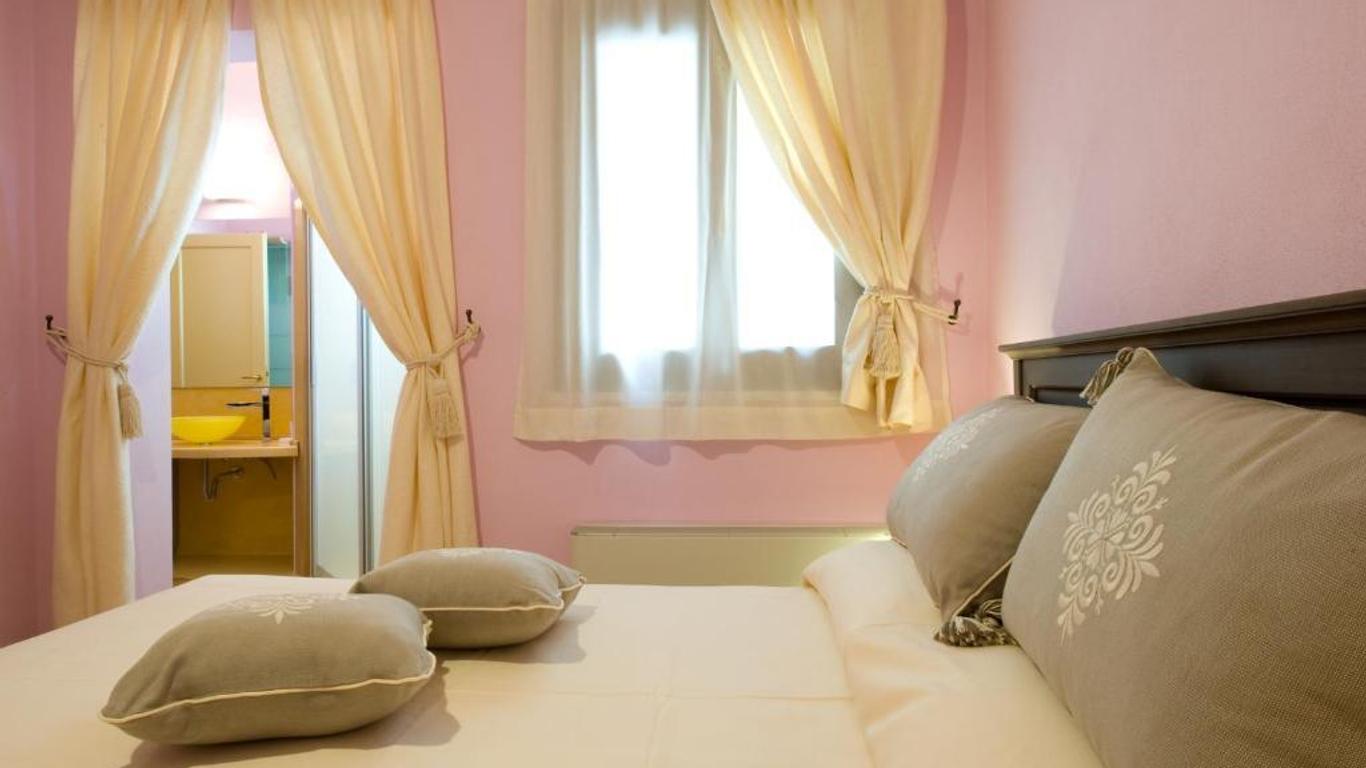 Piazza Azuni 18 Guest House