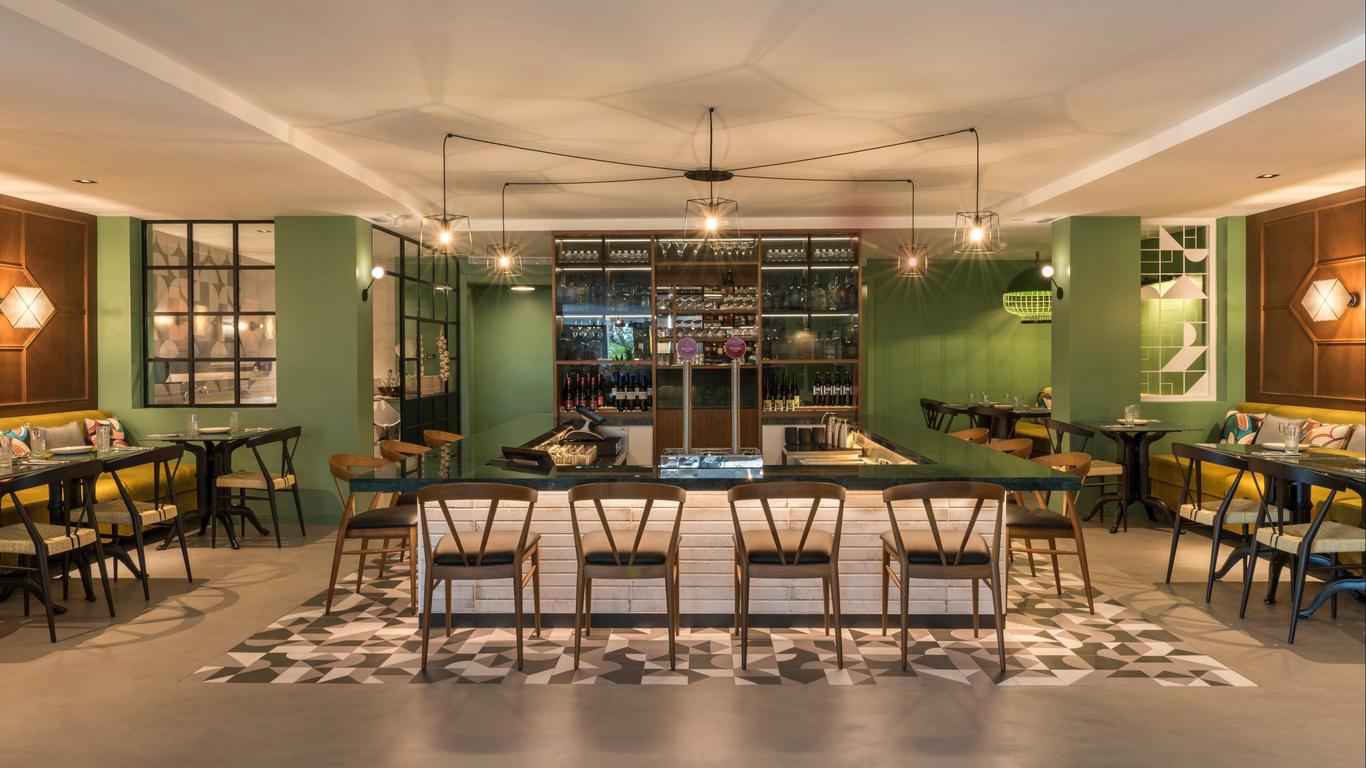 Hotel Camiral