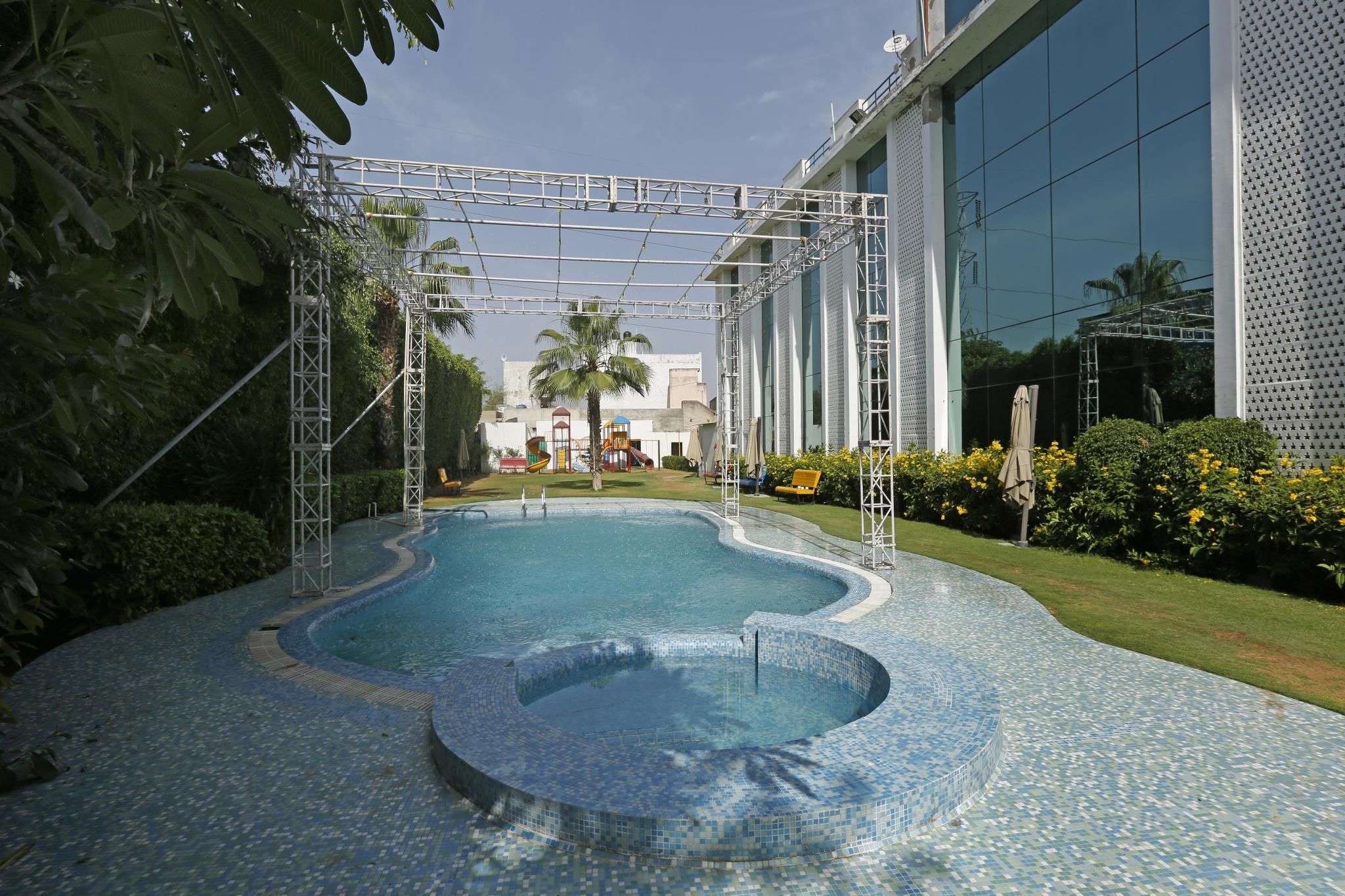 Piscina