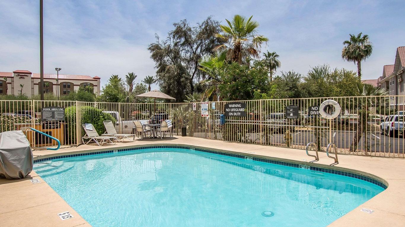 Comfort Suites Peoria Sports Complex