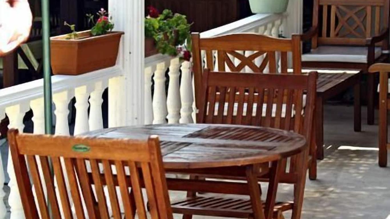 Yilmaz Hotel
