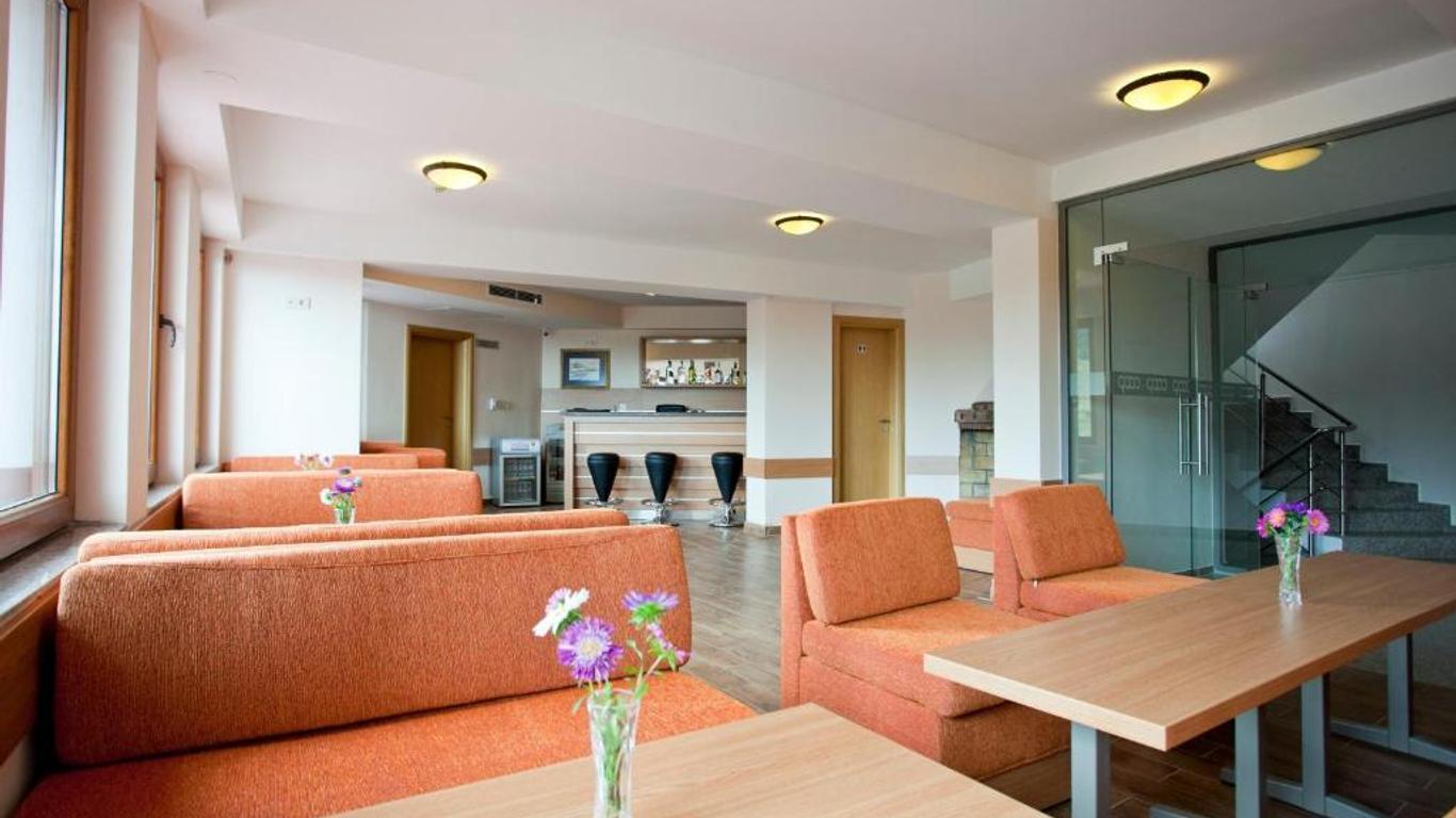 Hotel Coop Rozhen